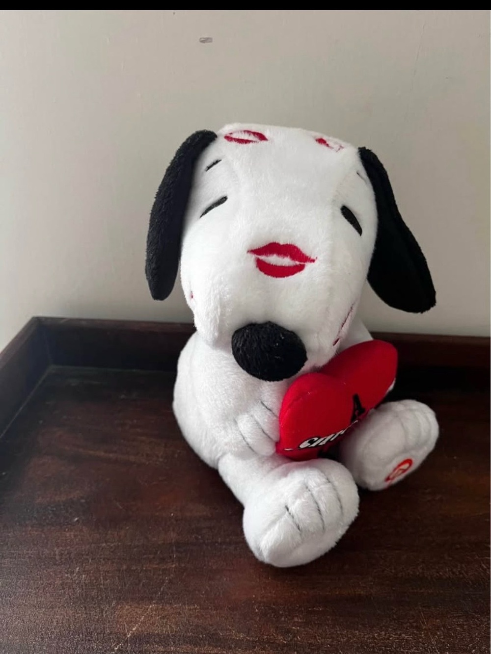 A Smooch For You Snoopy Plush w Heart Works